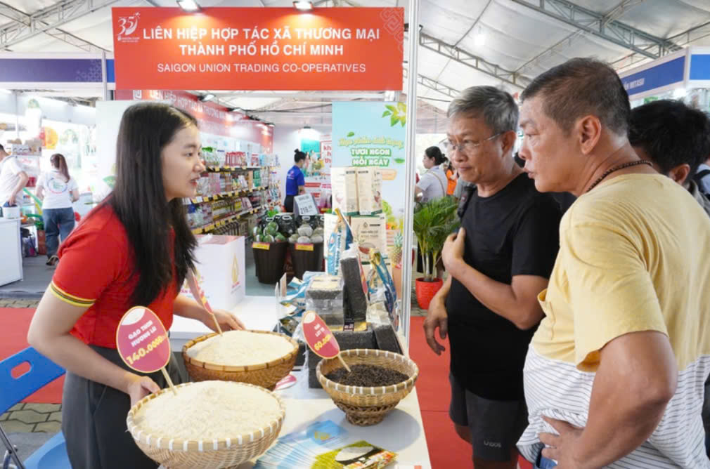 Hơn 2.000 doanh nghiệp tham gia kết nối cung cầu hàng hóa tại TP.HCM