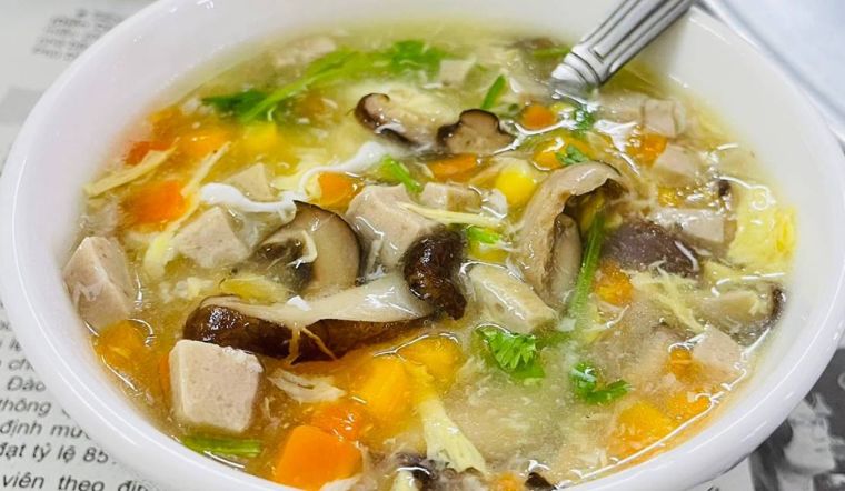 Cách nấu súp gà cho bé mau ăn chóng lớn