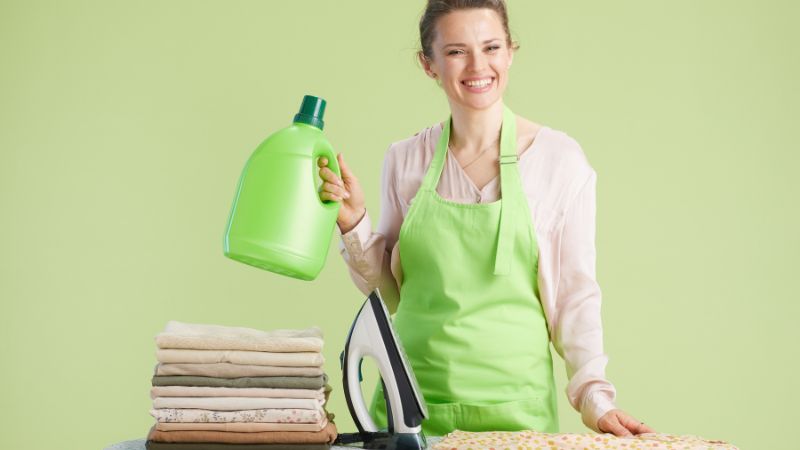 Dựa vào khả năng lưu hương, làm sạch hiệu quả, an toàn cho da và phù hợp với máy giặt Dựa vào khả năng lưu hương, làm sạch hiệu quả, an toàn cho da và phù hợp với máy giặt