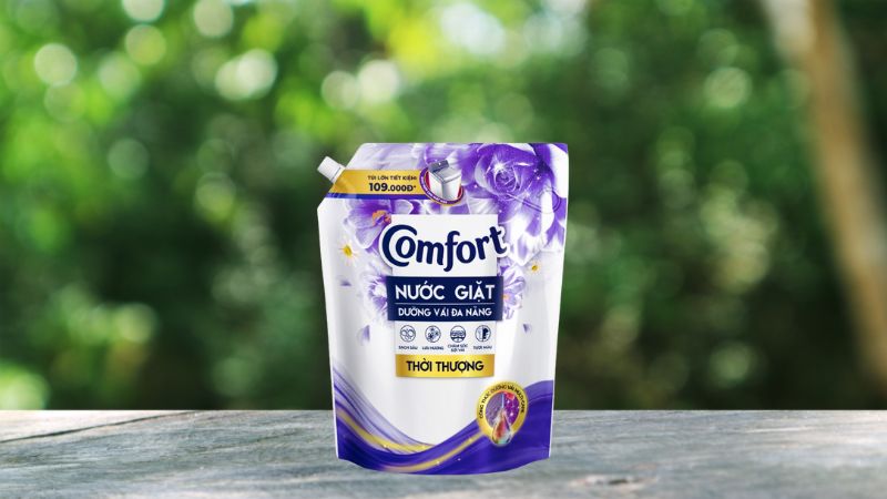 Nước giặt Comfort dưỡng vải đa năng hương thời thượng túi 3.8kg Nước giặt Comfort dưỡng vải đa năng hương thời thượng túi 3.8kg