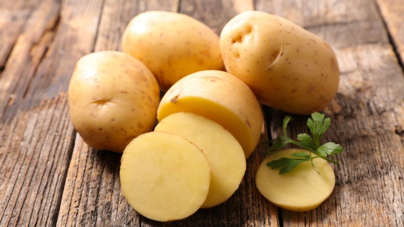 Tẩy vết ố với khoai tây