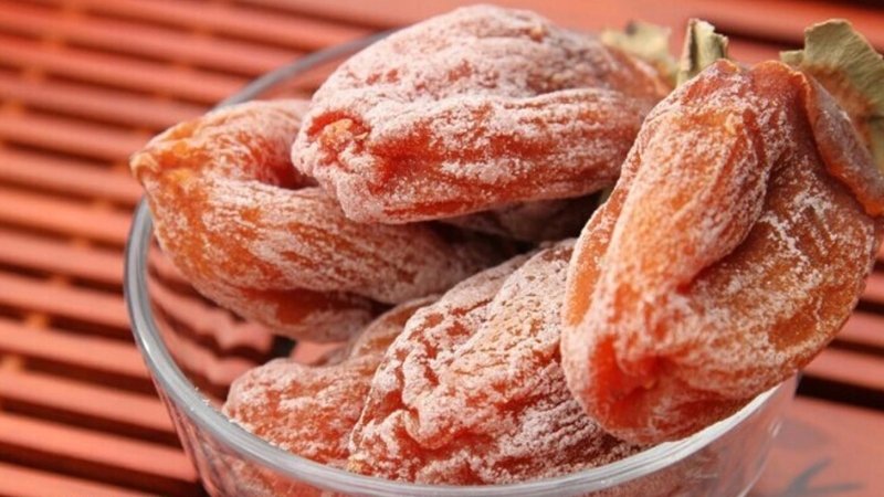 Hồng sấy kết cấu mềm, ngọt nhẹ Hồng sấy kết cấu mềm, ngọt nhẹ