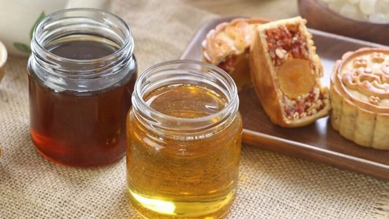 Đậy nắp lọ khi nước đường còn ấm gây lên men Đậy nắp lọ khi nước đường còn ấm gây lên men