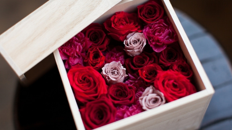 Hộp hoa hồng vĩnh cửu (Preserved Roses) Hộp hoa hồng vĩnh cửu (Preserved Roses)
