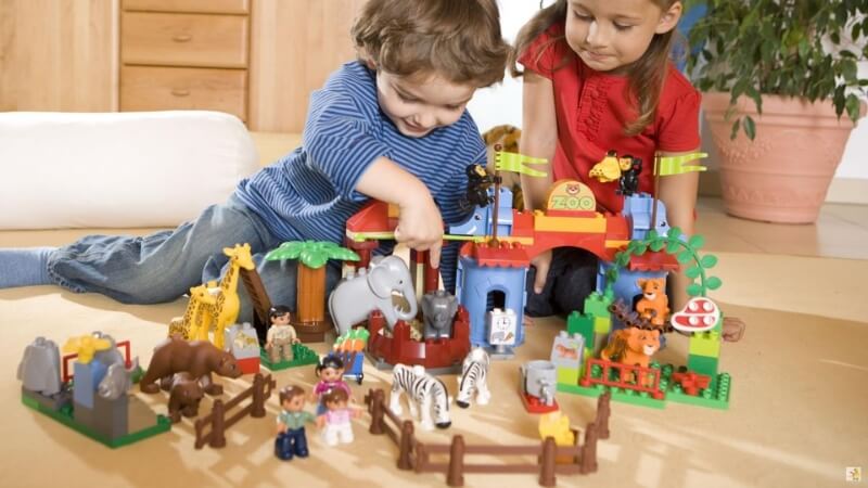 Mô hình đồ chơi