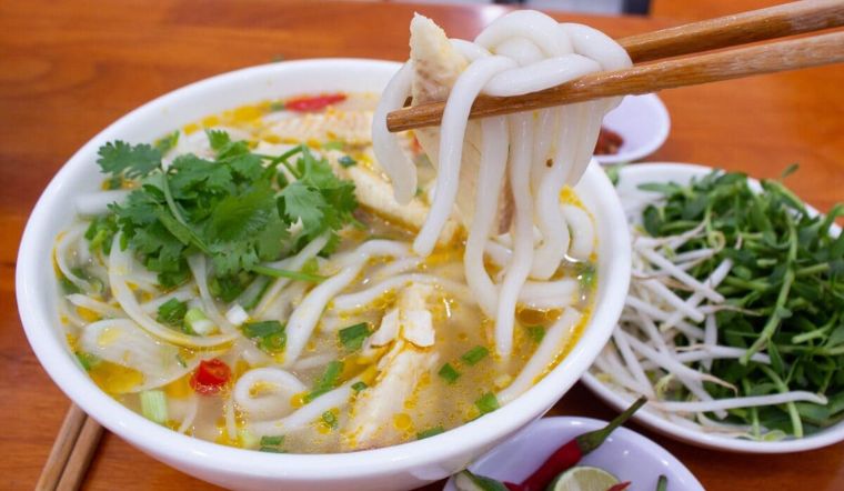 Cách nấu bánh canh cá lóc rau đắng ngon, dễ làm, không tanh tại nhà
