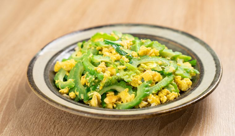 Cách làm khổ qua xào trứng ngon, dễ ăn, không bị đắng