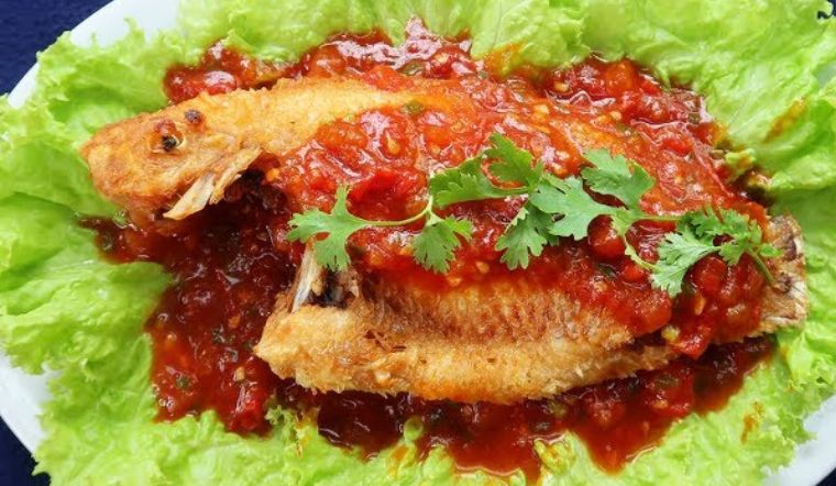 Chỉ với 15 phút bạn đã có ngay một đĩa cá diêu hồng sốt cà chua siêu ngon