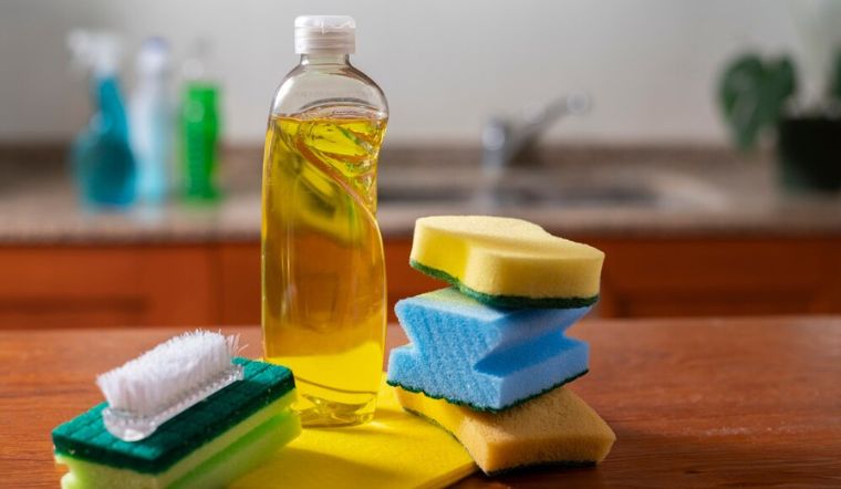 10 cách làm nước rửa chén từ thiên nhiên sạch, không ăn da tay