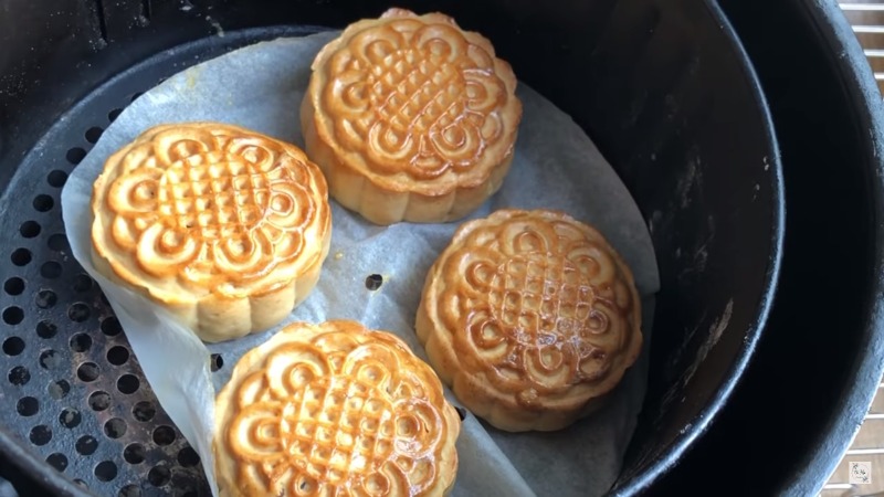 Mẹo làm bánh Trung thu bằng lò vi sóng