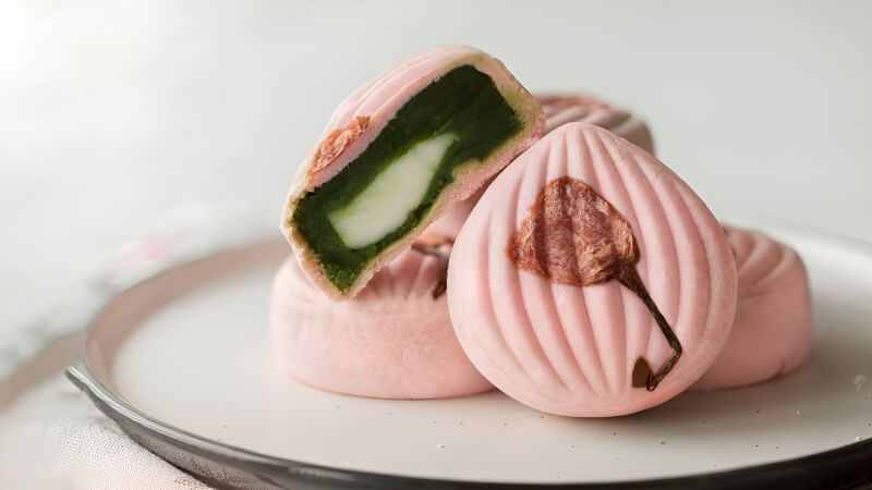 Bánh Trung thu đẹp mắt và hương vị sang trọng Bánh Trung thu đẹp mắt và hương vị sang trọng
