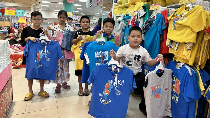 Bộ trang phục mới sẽ giúp bé tự tin hơn trong ngày hội Trăng Rằm Bộ trang phục mới sẽ giúp bé tự tin hơn trong ngày hội Trăng Rằm