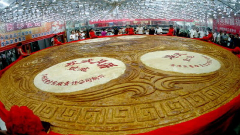 Bánh Trung thu khổng lồ (Kỷ lục thế giới)