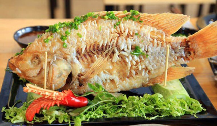 Cách làm cá diêu hồng chiên xù giòn tan cho bữa cơm thêm phong phú