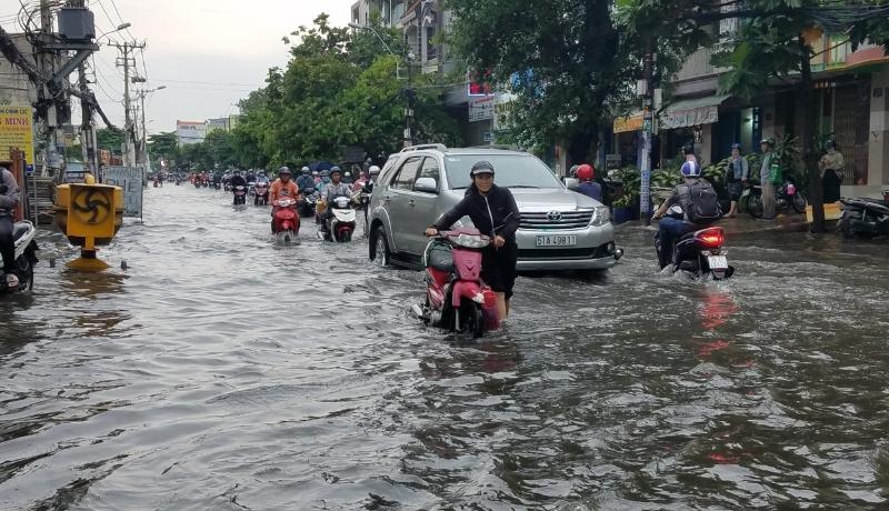 Không nên cố vượt qua vùng nước sâu Không nên cố vượt qua vùng nước sâu