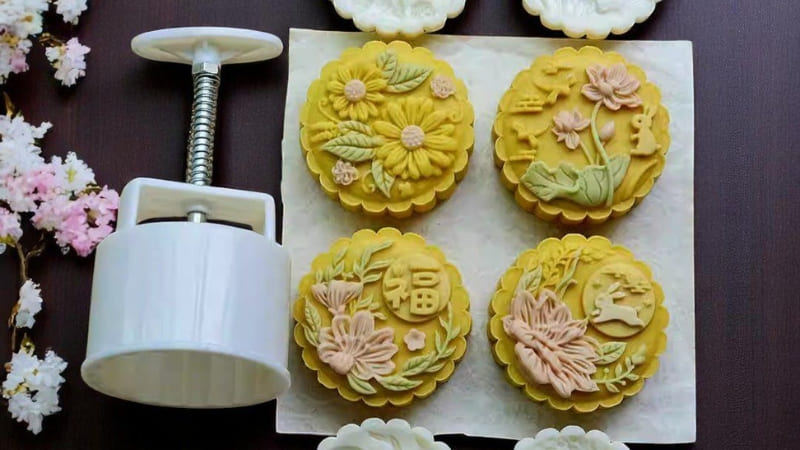 Bảng tham khảo giúp bạn chọn khuôn bánh nhanh, phù hợp nhu cầu. Bảng tham khảo giúp bạn chọn khuôn bánh nhanh, phù hợp nhu cầu.