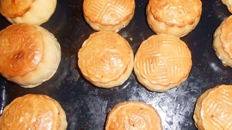 Bánh bị phồng, biến dạng, oằn đáy Bánh bị phồng, biến dạng, oằn đáy