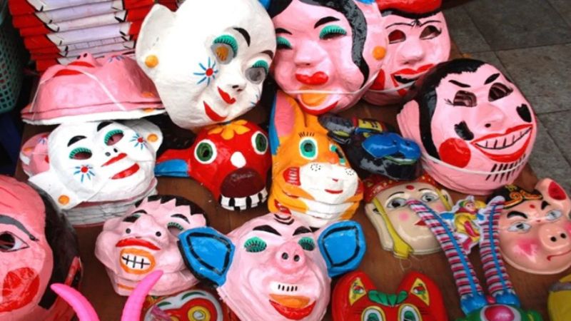 Mặt nạ giấy bồi Mặt nạ giấy bồi