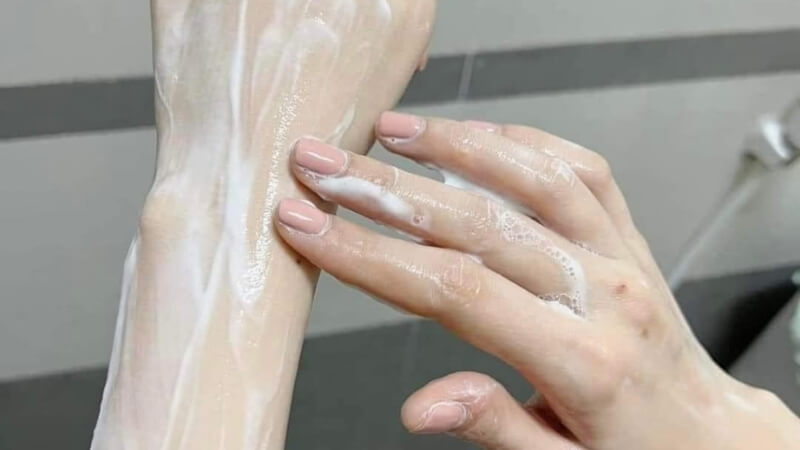 Sữa tắm Olay mang lại cảm giác dễ chịu khi sử dụng Sữa tắm Olay mang lại cảm giác dễ chịu khi sử dụng