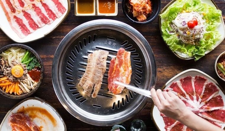 Top 10 địa điểm ăn uống đường Phan Xích Long ngon - đẹp - giá hợp lý