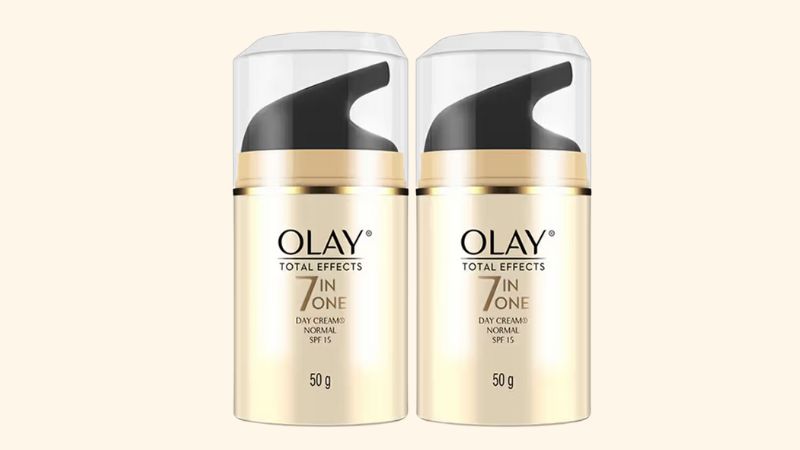 Về bao bì, thiết kế của kem dưỡng da Olay Total Effects 7 in 1