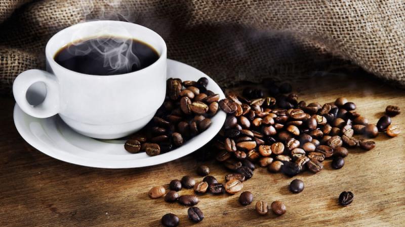 Rượu và cafein làm triệu chứng cúm nặng