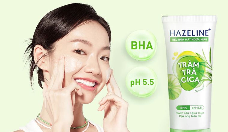 Bí quyết rửa mặt ngừa mụn cực hiệu quả với Hazeline tràm trà CiCa mới