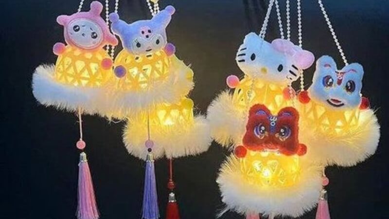 Lồng đèn từ giỏ nhựa/rổ nhựa cũ