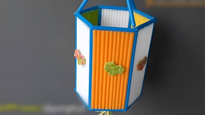 Lồng đèn từ ống hút nhựa