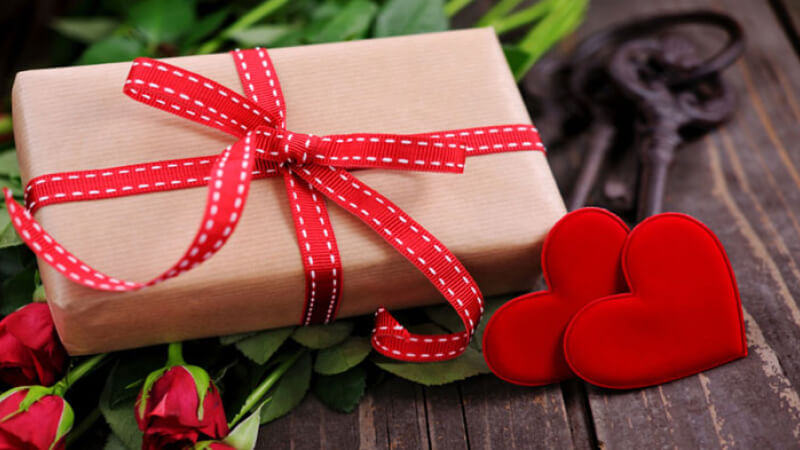 Tặng quà sinh nhật cho bạn trai mới quen