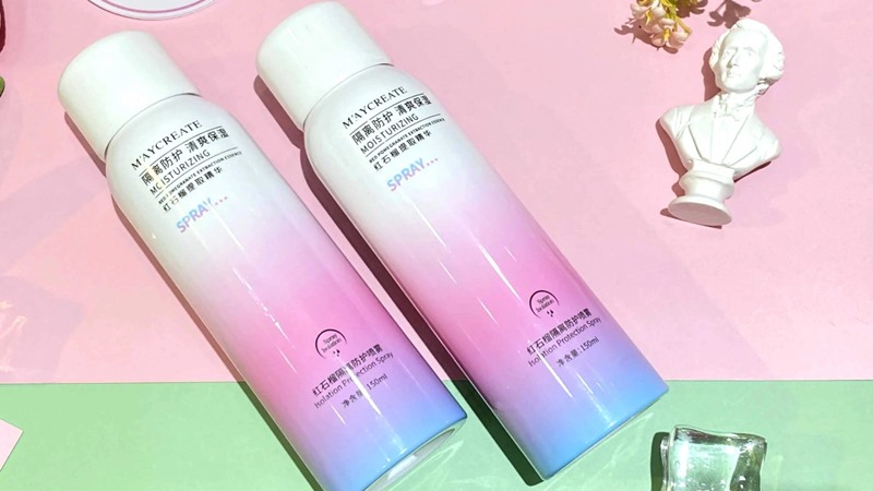 Xịt chống nắng đi biển Maycreate