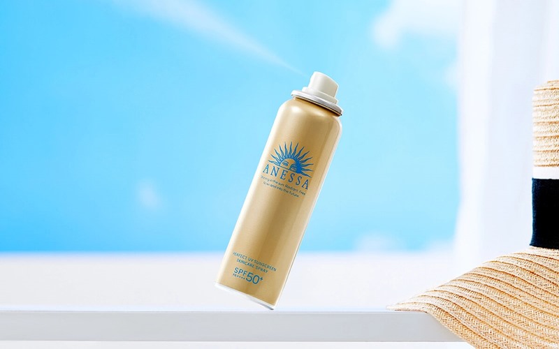 Xịt chống nắng toàn thân Anessa Perfect UV Sunscreen Skincare Spray