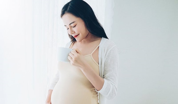 Bà bầu mất ngủ nên uống gì để dễ ngủ hơn?