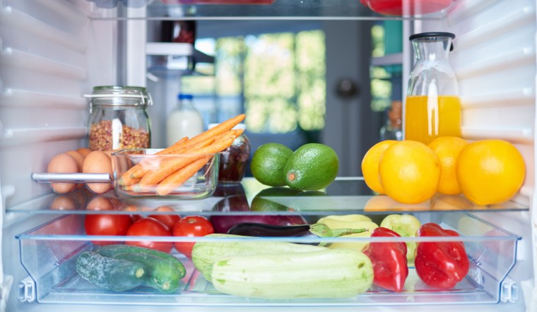 Những đồ vật đặt vào tủ lạnh tưởng như 'vô tri' nhưng giúp tiết kiệm điện