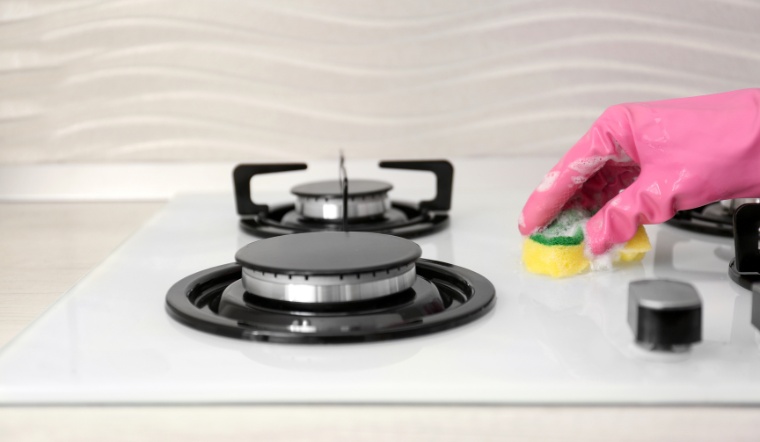 Vệ sinh bếp gas âm nhanh gọn, sạch đẹp chỉ với vài bước đơn giản