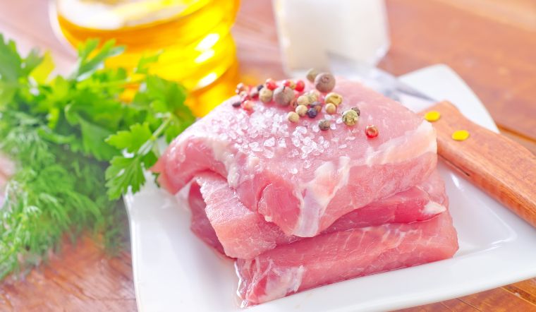 Giá thịt heo hôm nay 03/08/2024: Tiếp tục giảm ba rọi, sườn non