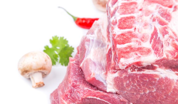 Giá thịt heo hôm nay 07/08/2024: Giảm 25% giá chân giò