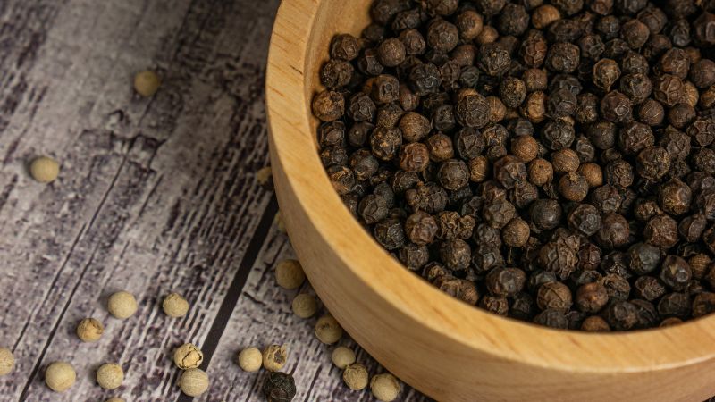 Giá tiêu thế giới