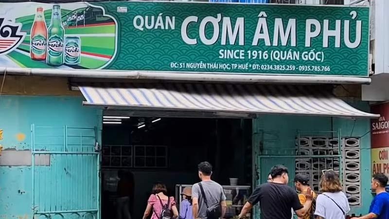 Tên gọi quán "rùng rợn"