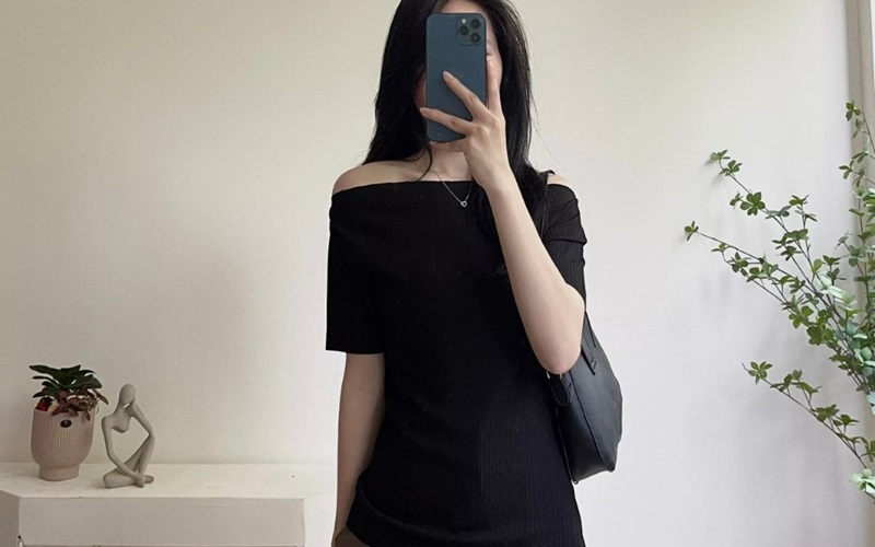 Áo trễ vai cổ thuyền