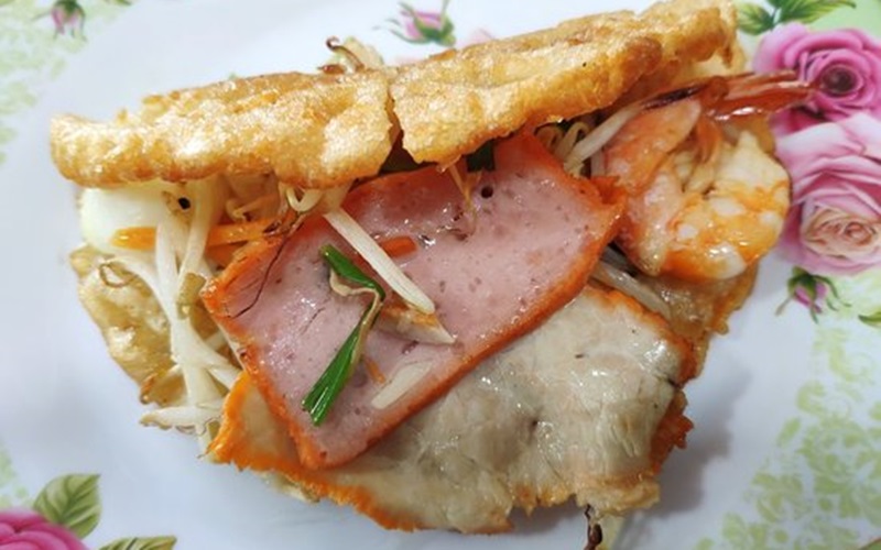 Bánh khoái Hồng Mai