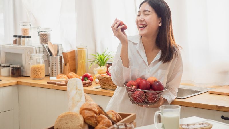 Sau 4 giờ chiều, cơ thể bắt đầu giảm dần các hoạt động tiêu hao năng lượng