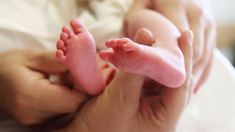 Sinh con năm 2025 hợp với bố mẹ tuổi gì?