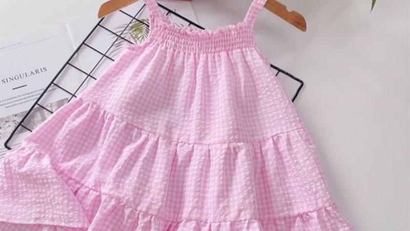 Đầm caro 2 dây cổ tròn Đầm caro 2 dây cổ tròn