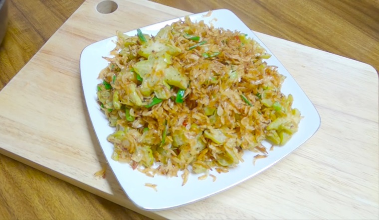Cách làm món ruốc khô rang khế chua thơm ngon khó cưỡng