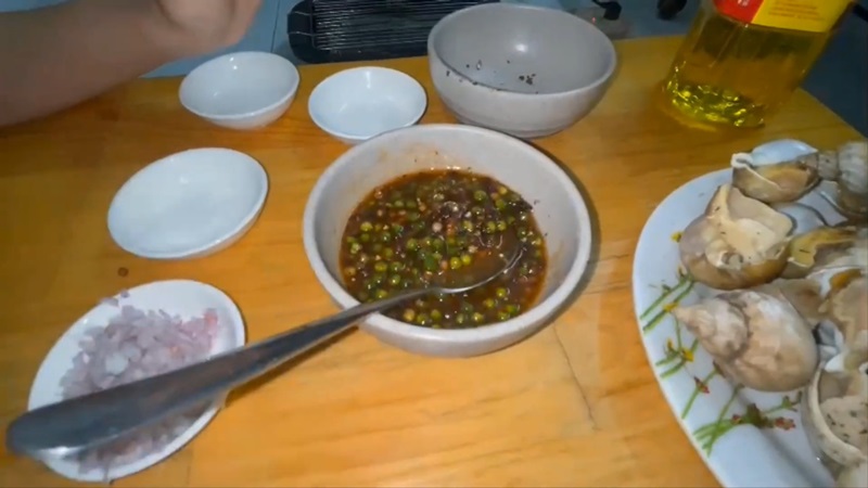 Making the green peppercorn sauce