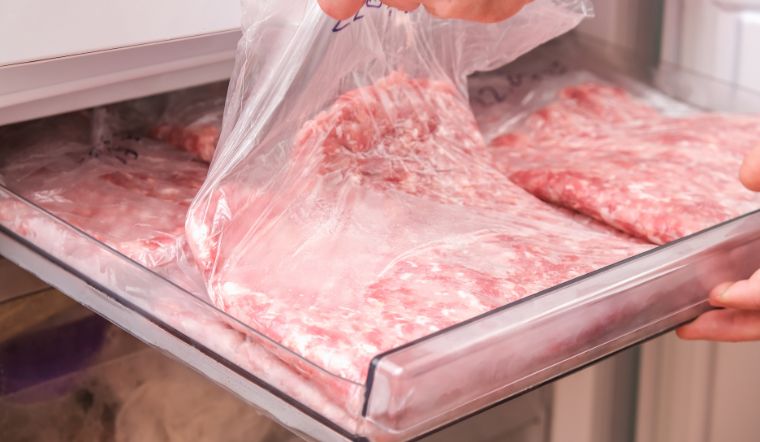Giá thịt heo hôm nay 24/09/2024: Sườn que 19.200 đồng/kg