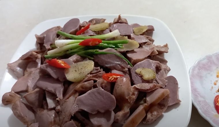 Bí quyết luộc mề gà giòn ngon, không bị hôi