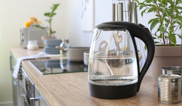 4 cách khử mùi nhựa bình siêu tốc cực hiệu quả