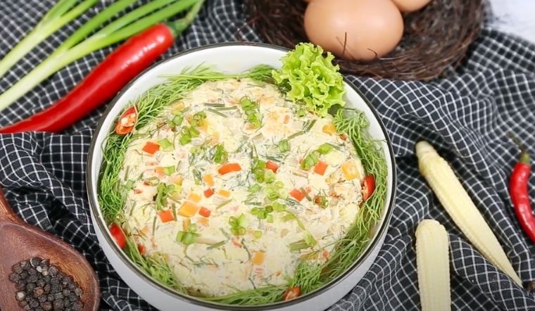 Cách làm món trứng cá hấp ngũ sắc đẹp mắt, thơm ngon